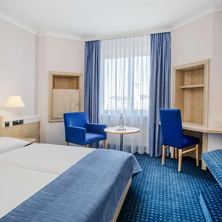 Hotel Intercityhotel 4*