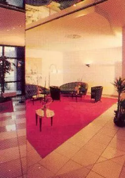 Intercityhotel 4*